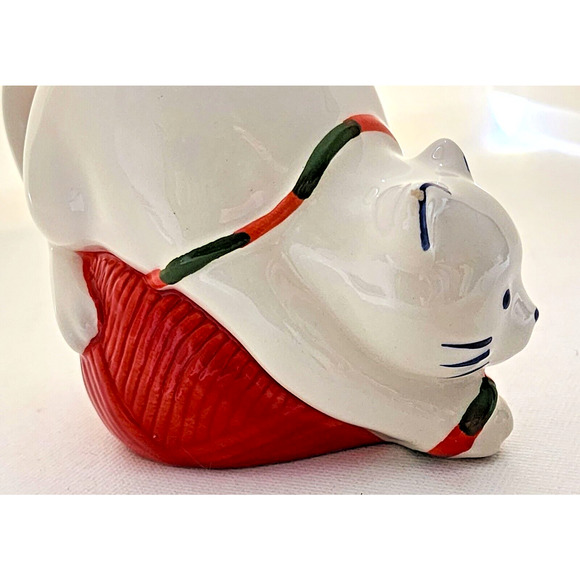 MUG-WONDERSHOP AT TARGET-White Cat-Playful-Ball of Red Yarn-Holds 12 oz/1.5 Cups - Picture 3 of 11